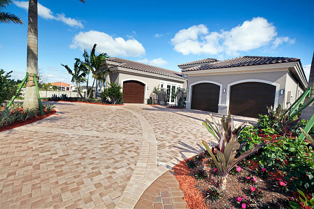 Best Interlocking Driveway Pavers  in Mustang, OK